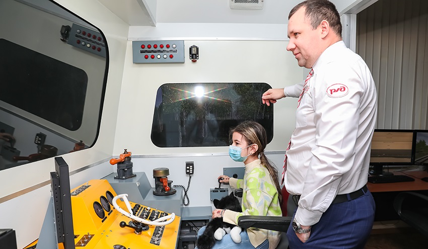 Мечты сбываются: калининградские железнодорожники исполнили желание Анны Хитровой