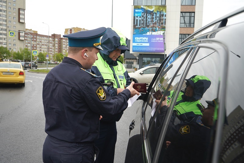 В Калининграде приставы и ГАИ провели «облаву» на должников