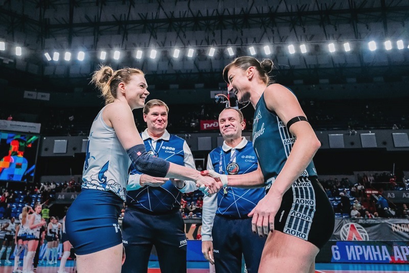 Калининградские волейболистки «Локомотива» в полуфинале сыграют с «Корабелкой»