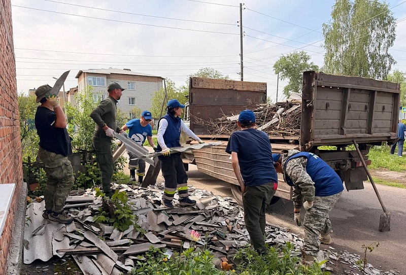 Калининградские волонтёры штаба #МЫВМЕСТЕ помогают в восстановлении Курской области