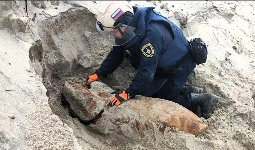 Фашистскую авиабомбу времён ВОВ уничтожили на Балтийской косе