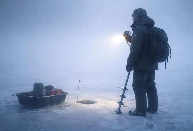 Зимняя рыбалка превратилась в спасательную операцию МЧС России и пограничников