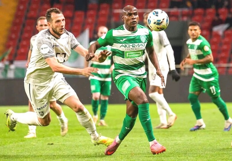 «Балтика», благодаря голове Кевина Андраде, помогла « Ахмату» сыграть вничью 