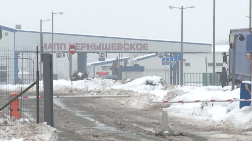 УФСБ России по Калининградской области при содействии пограничников задержали партию контрабандных сигарет
