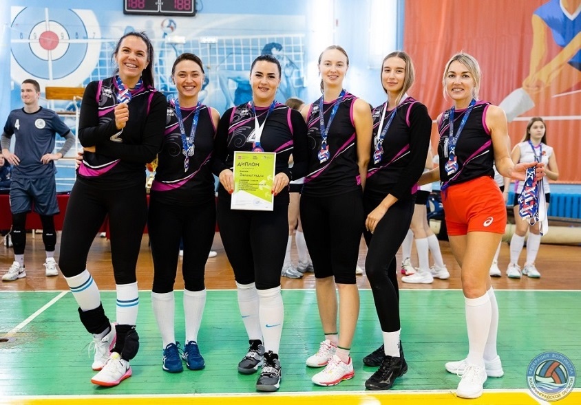 Женская волейбольная команда «Зеленоградск» завоевала серебряные медали Кубка области