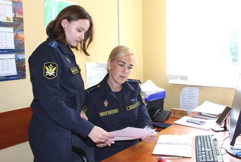 Приставы принудили продавца вернуть деньги покупателю за неисправную машину