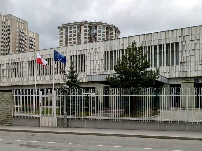 Посольство польши в москве