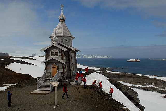 12 antarctic church flickr.com Ben Cooper