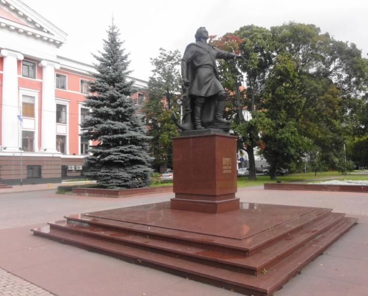 Дата: 20 лет назад в Калининграде был открыт памятник Петру I