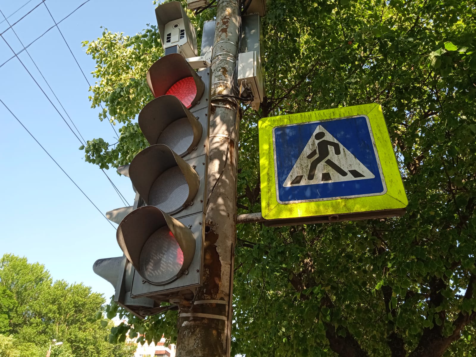 Сегодня в Калининграде не работают светофоры на улицах Невского и Емельянова