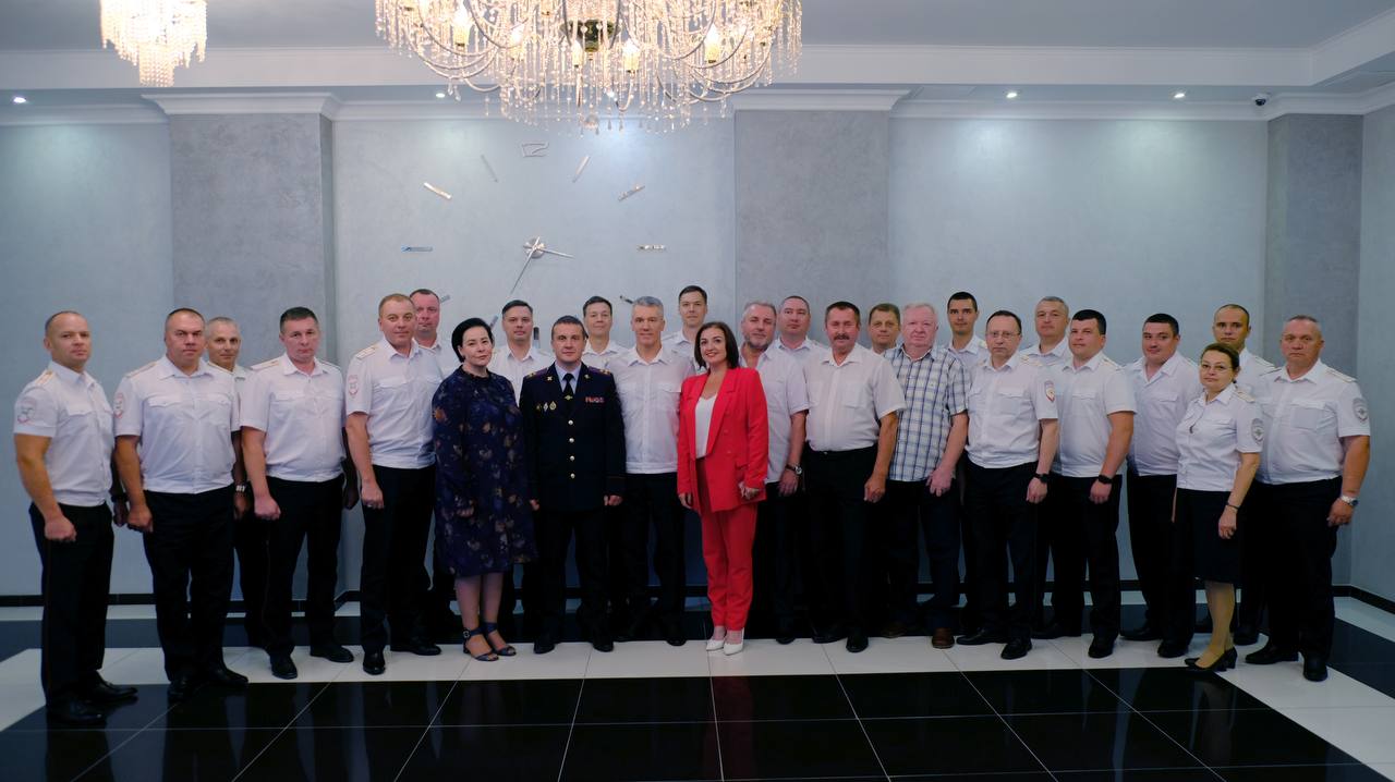В УМВД России по Калининградской области чествовали сотрудников ГИБДД и ветеранов службы