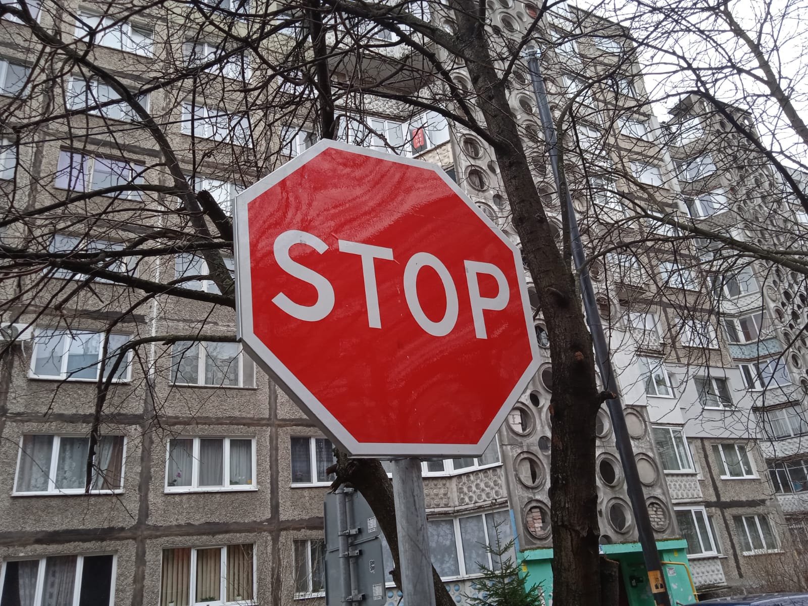 В Калининграде» временно прекращается движение транспорта на одной из улиц