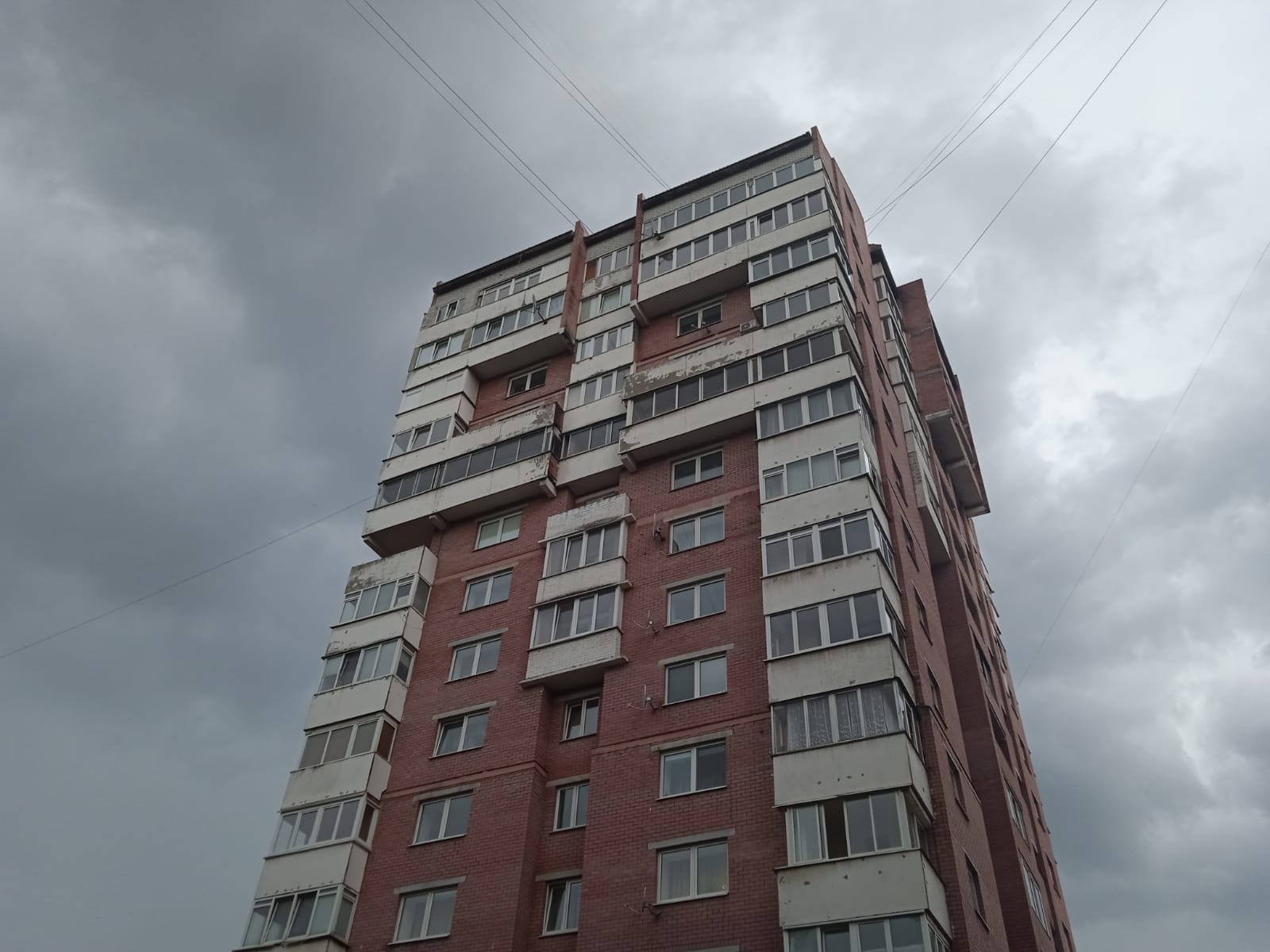 В Калининградской области с начала года из аварийных домов переехало более ста человек