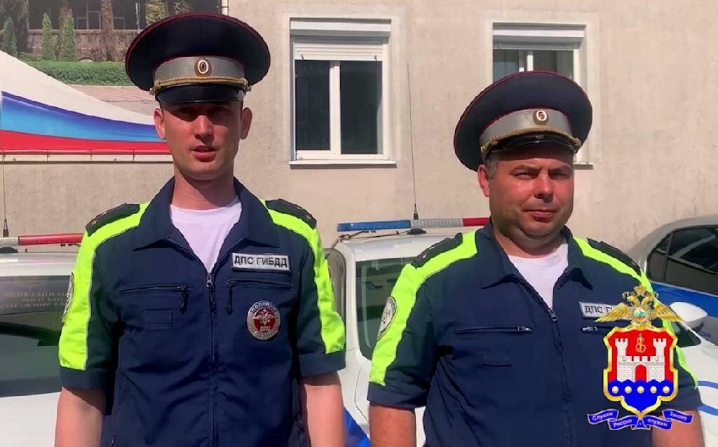 В Калининградской области полицейские доставили в больницу пострадавшего 6-летнего мальчика