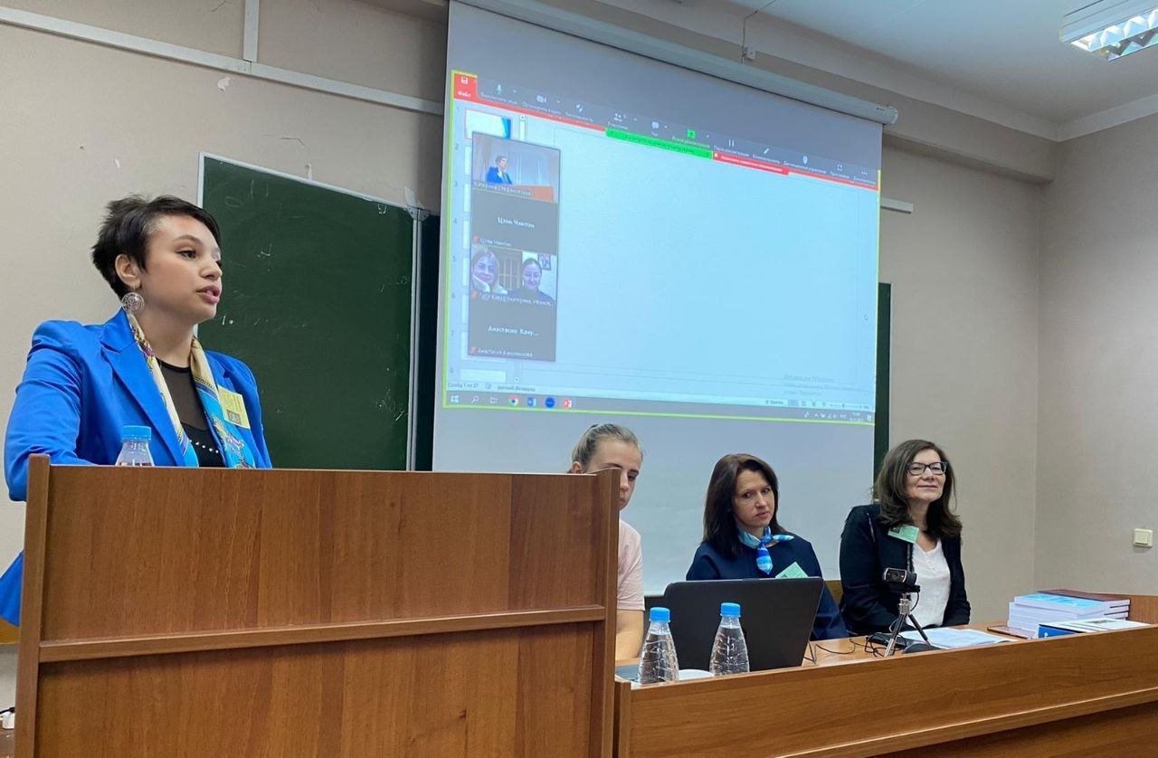 Доцент из Калининграда приняла участие в форуме «Языковая личность и перевод»