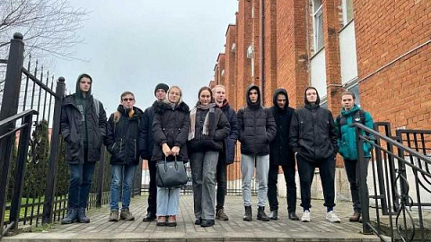 Студенты из Калининграда побывали на экскурсии в ОКБ «Факел»