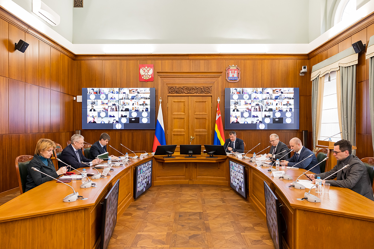 В правительстве Калининградской области состоялось заседание комиссии по предупреждению и ликвидации чрезвычайных ситуаций