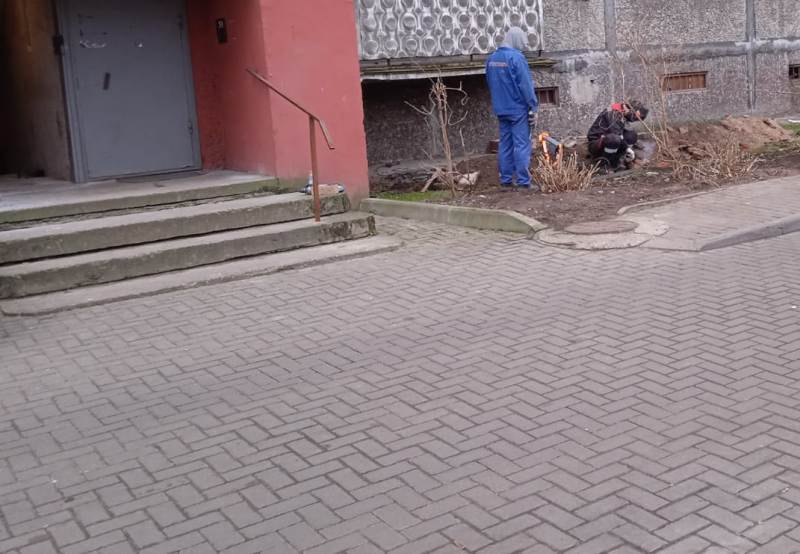 Прокуратура обязала правительство Калининградской области обустроить тротуар и освещение в поселке