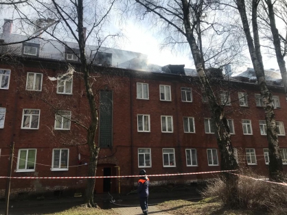Руководитель СУ СКР по Калининградской области провел прием граждан, проживавших в доме, который пострадал при пожаре