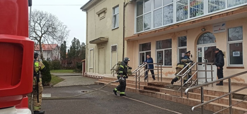 На самом западе Калининградской области эвакуировали школу