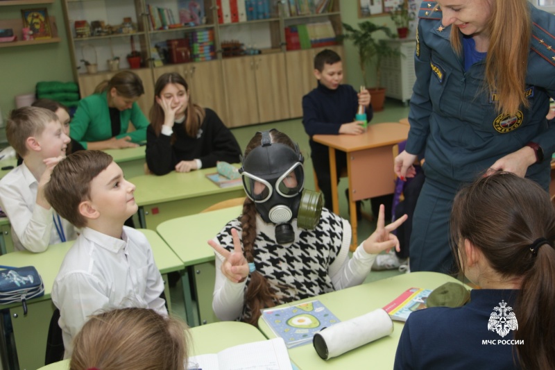 В Калининградской области прошли тематические уроки в честь Всемирного дня гражданской обороны