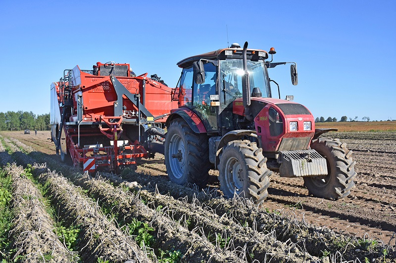 У каждого своя правда: у губернатора Беспрозванных – прирост, у Россельхознадзора – «зарост»