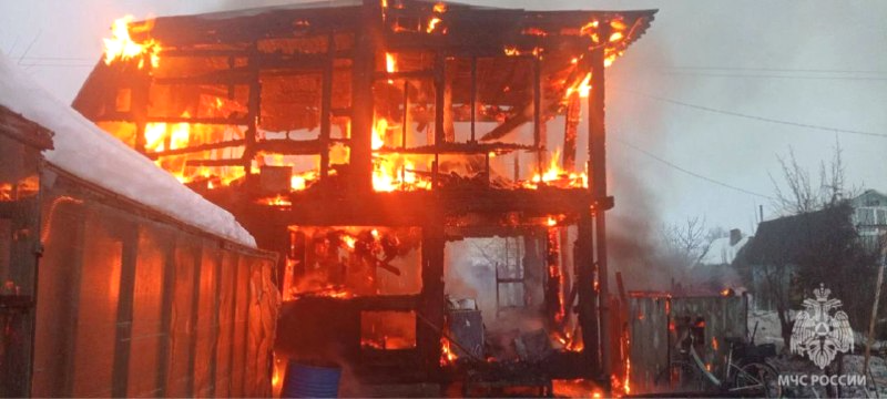 В СНТ «Светлое» Гурьевского муниципального округа сгорел частный дом