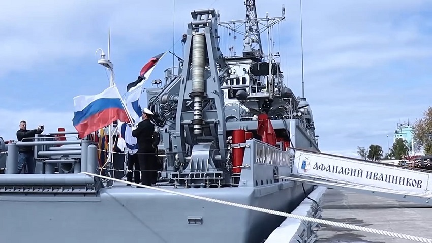 Морской тральщик «Афанасий Иванников» выполнил артиллерийские стрельбы в  Балтийском море