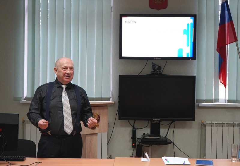 Судебным приставам Калининграда рассказали, как распознать коррупционера