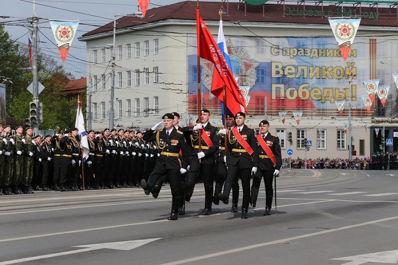 Калининград парад победы фото